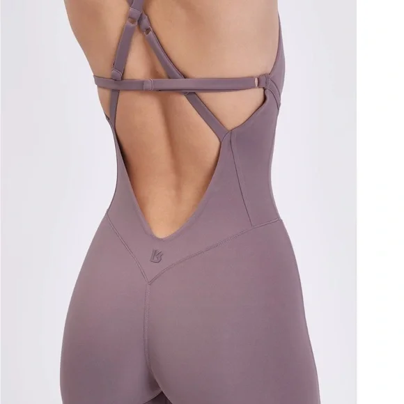 NWT Buff Bunny workout Bodysuit size: Large, - Picture 2 of 9